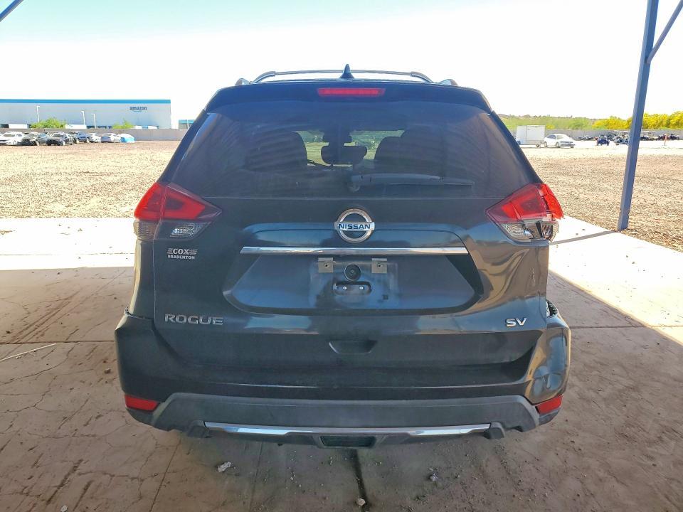 2018 Nissan Rogue sv