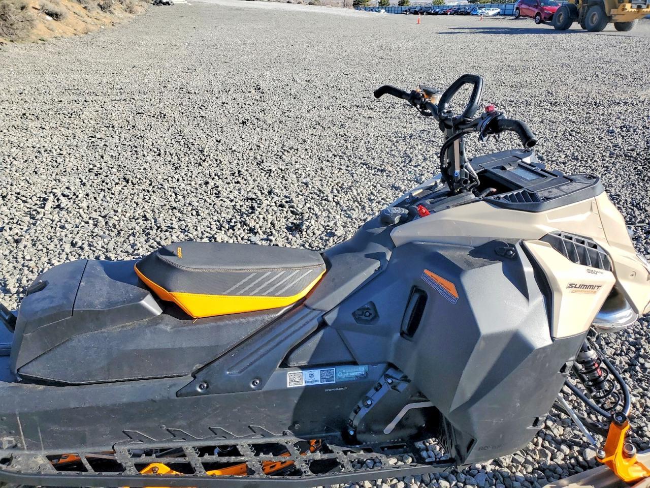 2024 Skidoo Summit 850