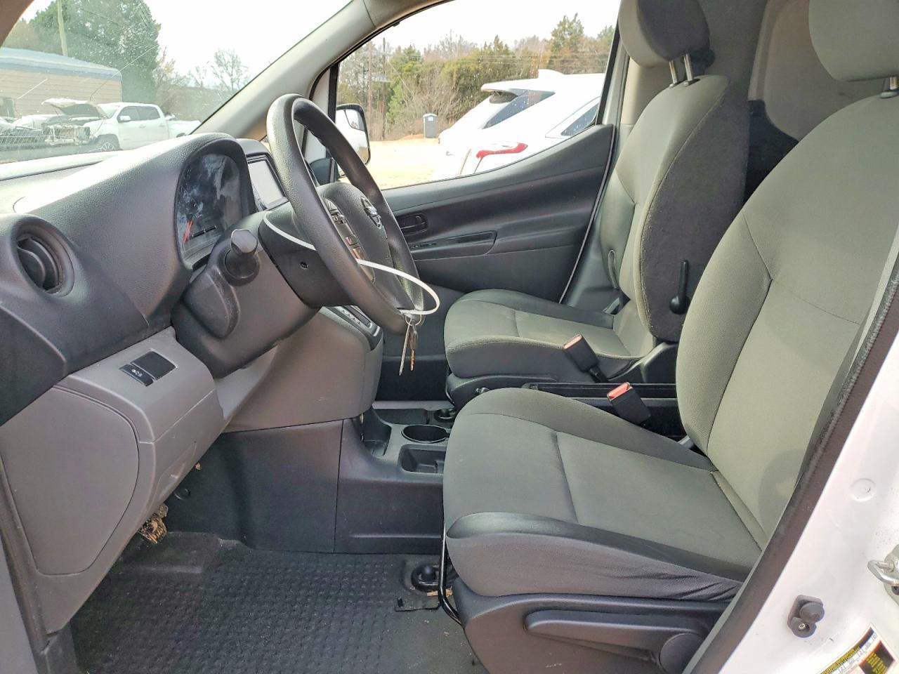 2020 Nissan NV200 2.5S