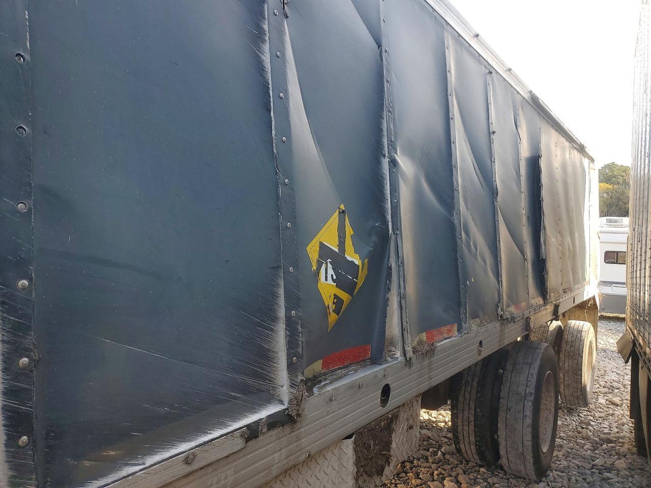 1996 Travis Body END Dump Trailer