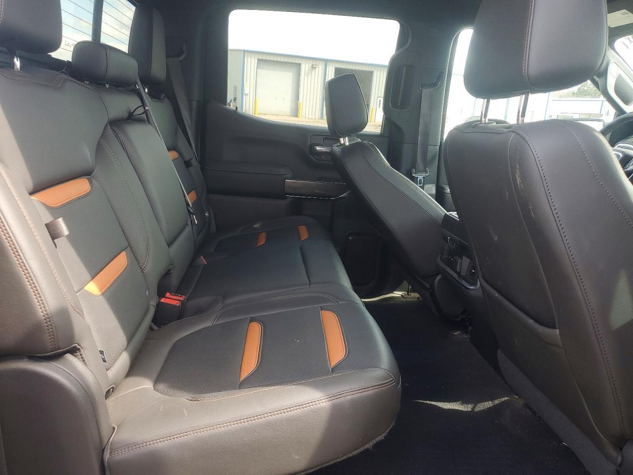 2020 GMC Sierra K1500 AT4