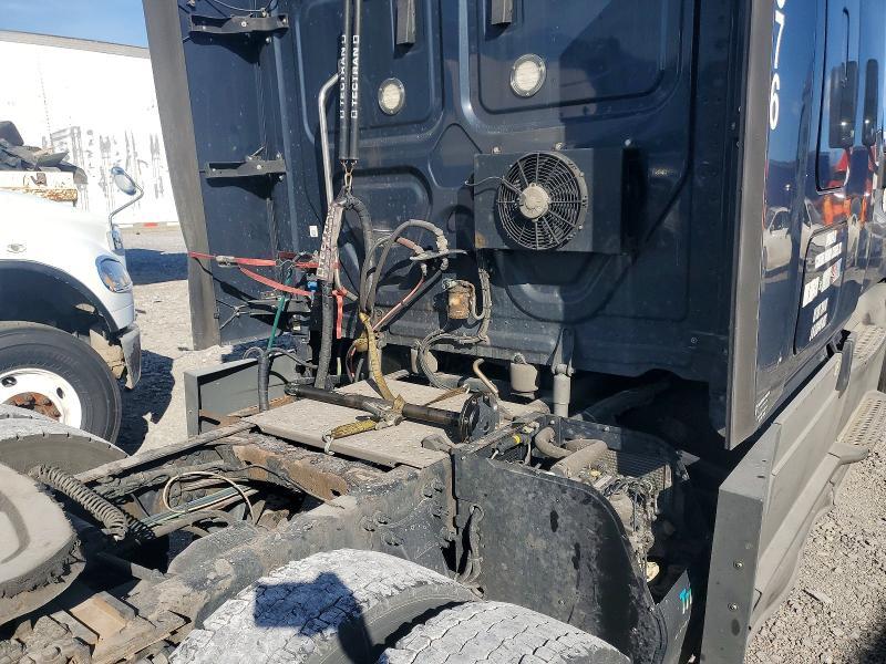 2018 Freightliner Cascadia 125