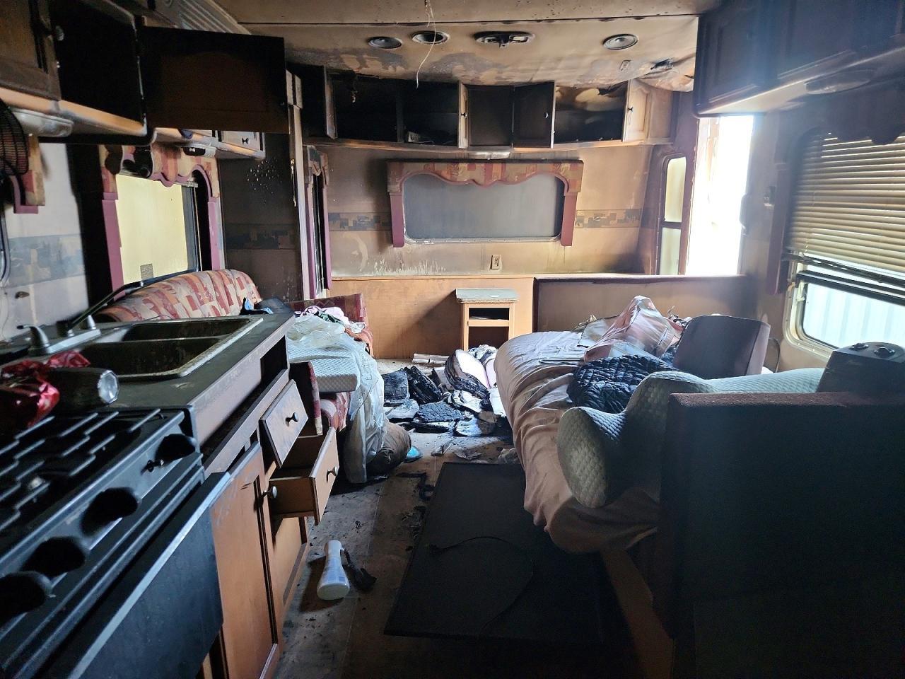 2009 Dutchmen Four Winds Camper