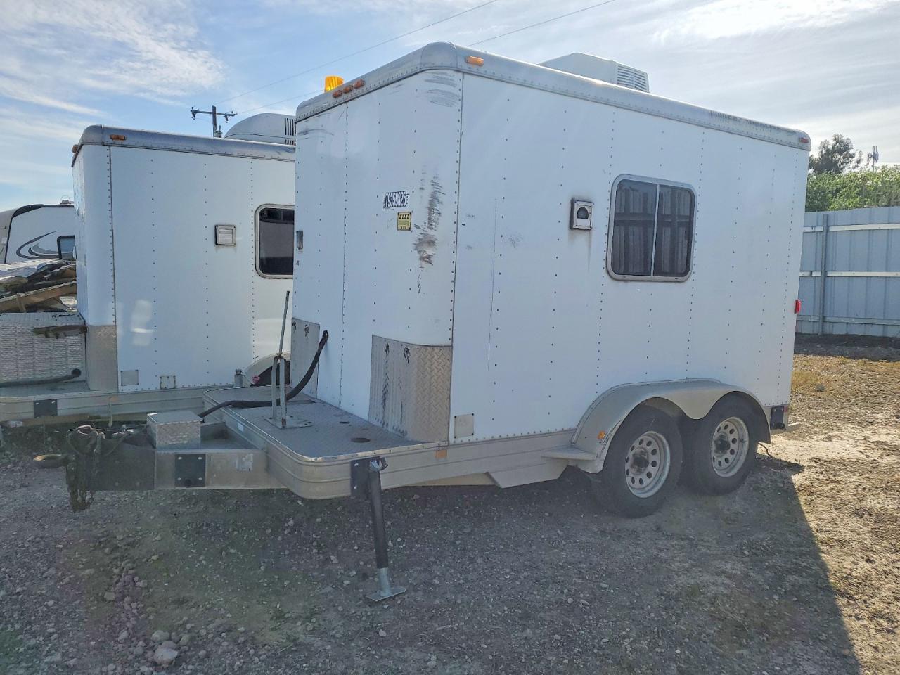 2000 Pelsue Fist 11 Fiber Optic Splicing Trailer