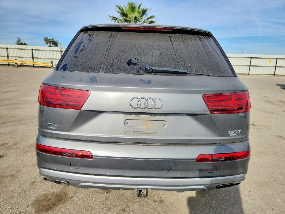 2017 Audi Q7 Premium Plus