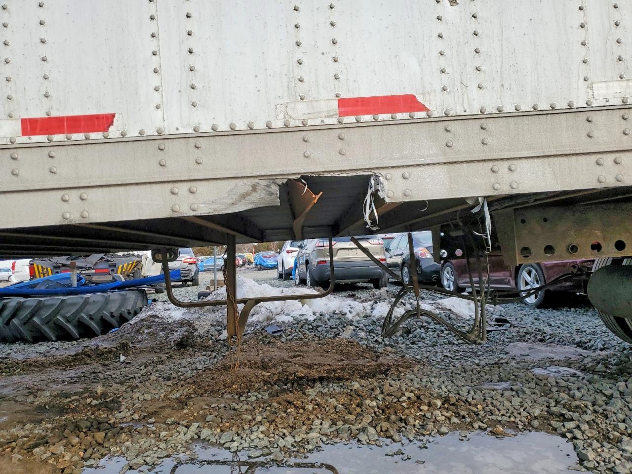 2009 Stoughton Ghton DRY Van Trailer