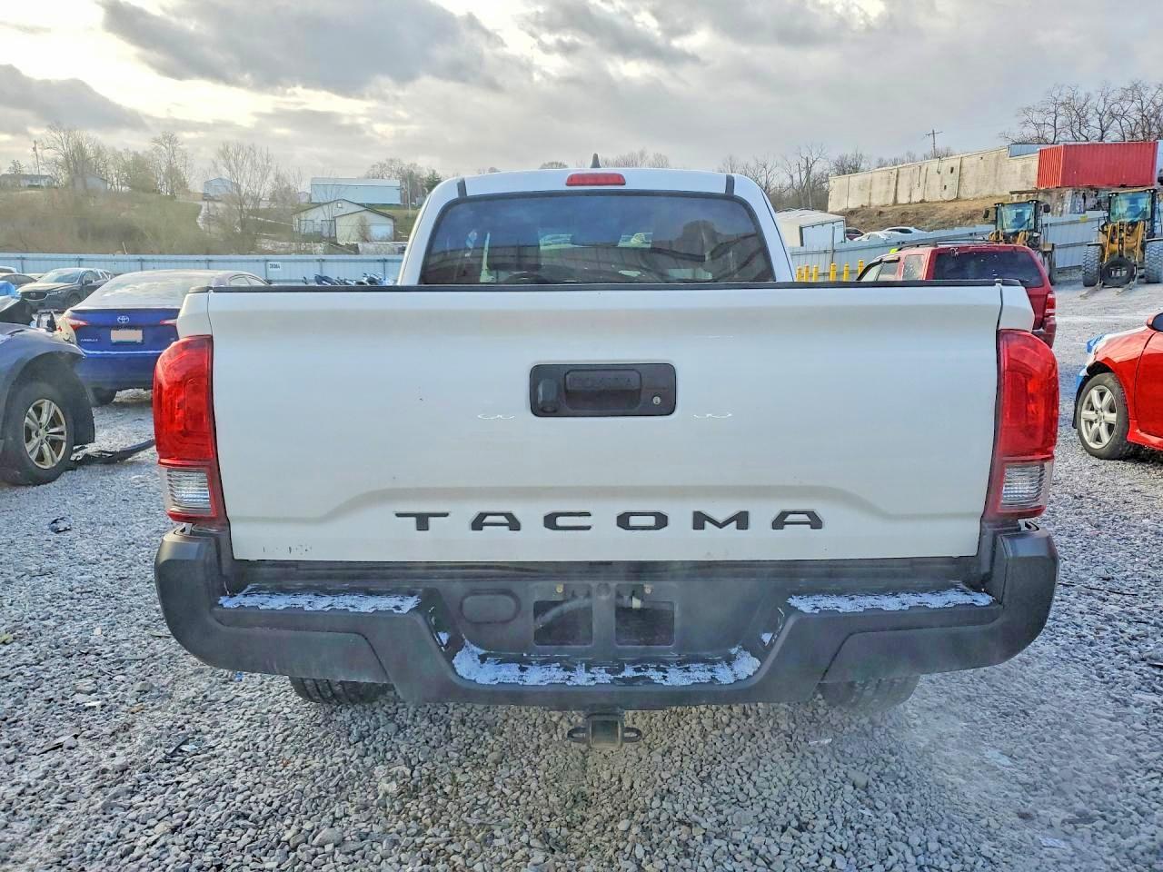 2022 Toyota Tacoma SR