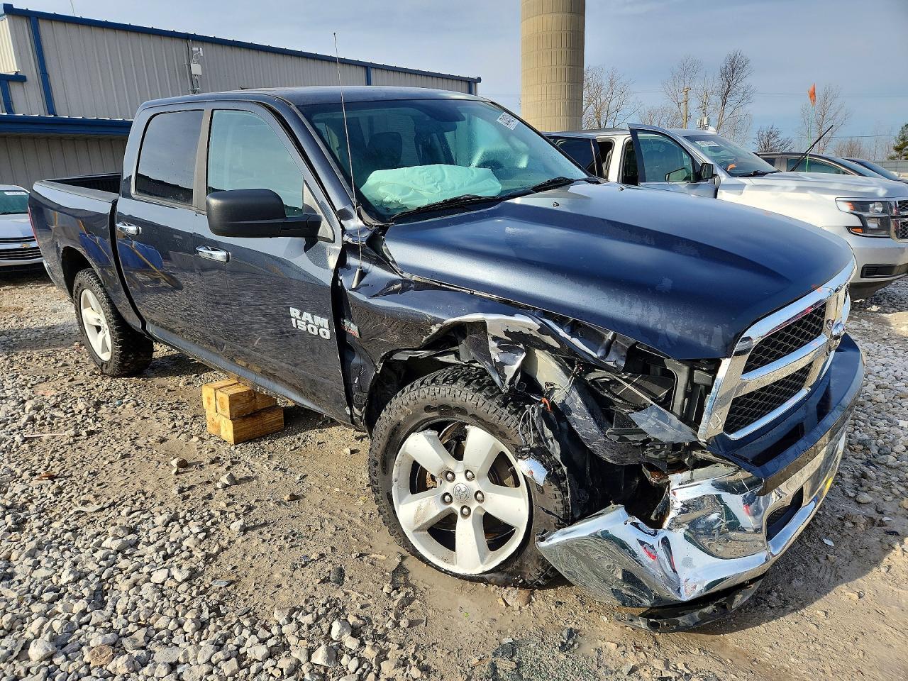 2017 Dodge RAM 1500 SLT