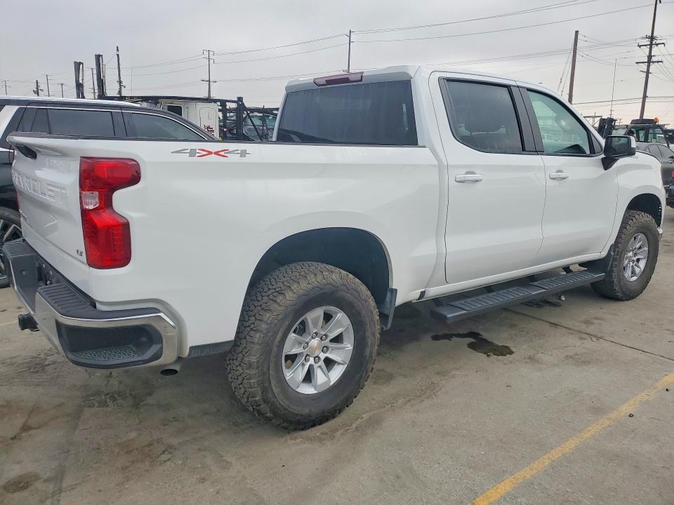 2025 Chevrolet Silverado C1500 LT
