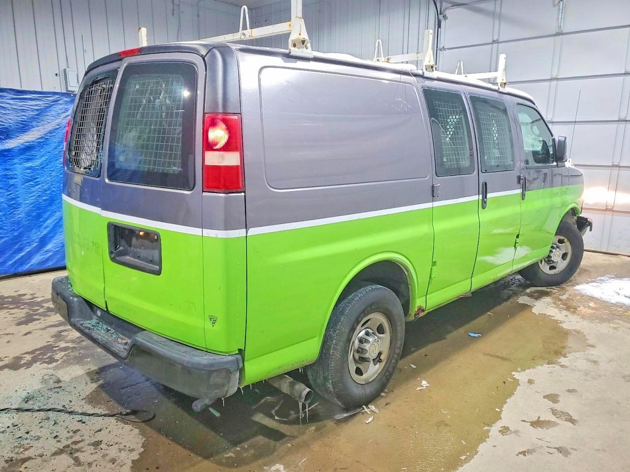 2013 Chev Express G2500