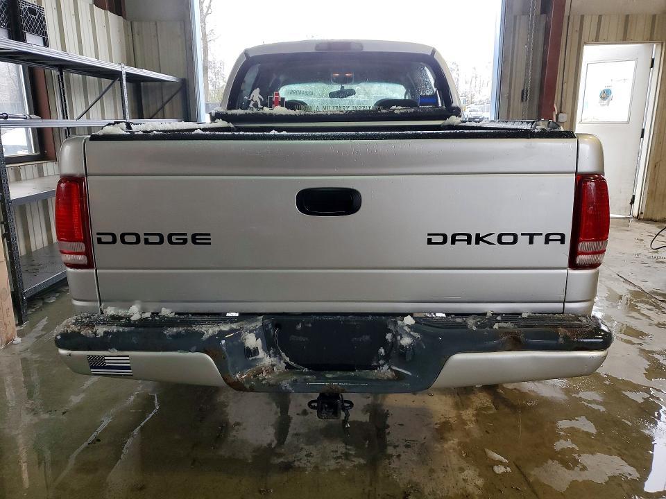 2004 Dodge Dakota Quad Sport