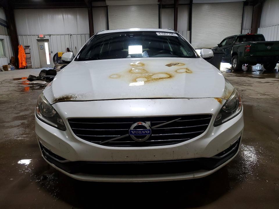 2015 Volvo V60 Premier