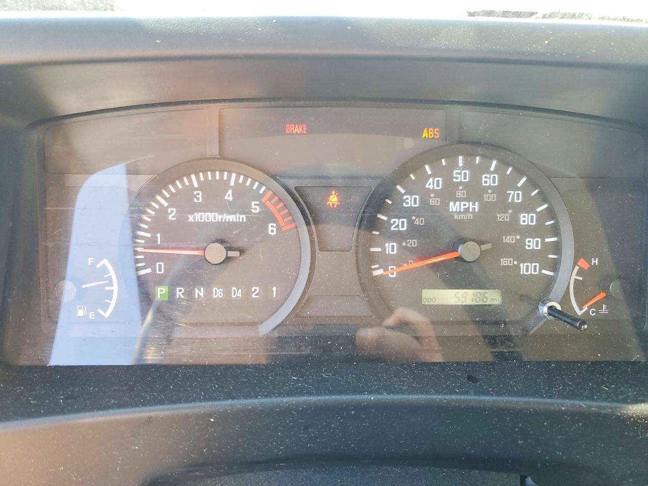 2024 Isuzu NPR HD