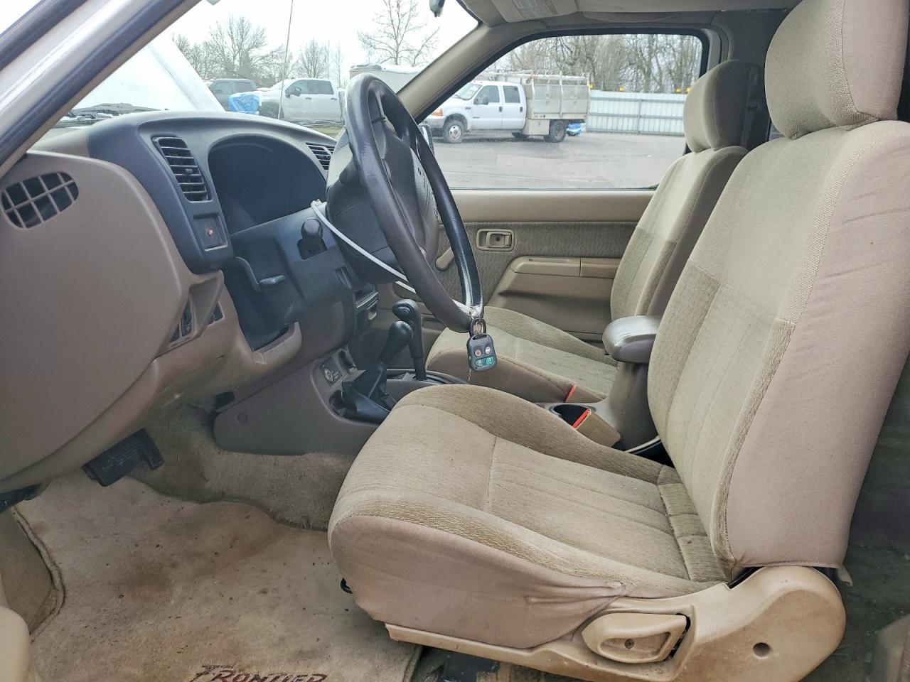 2000 Nissan Frontier XE-V6