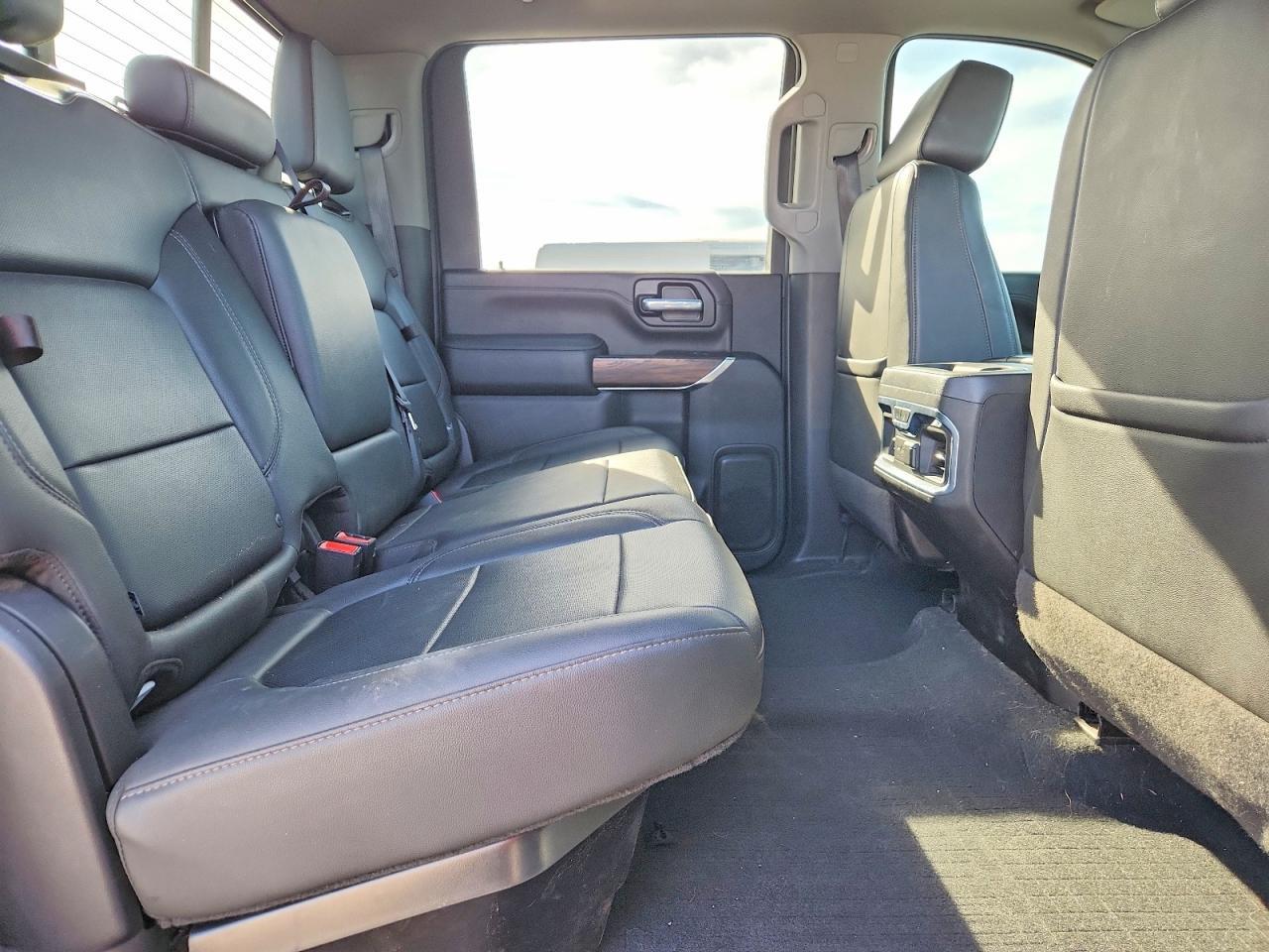 2021 GMC Sierra K2500 SLT