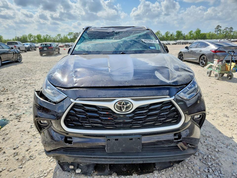 2020 Toyota Highlander xle