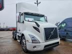 2020 Volv O VNR Semi Truck