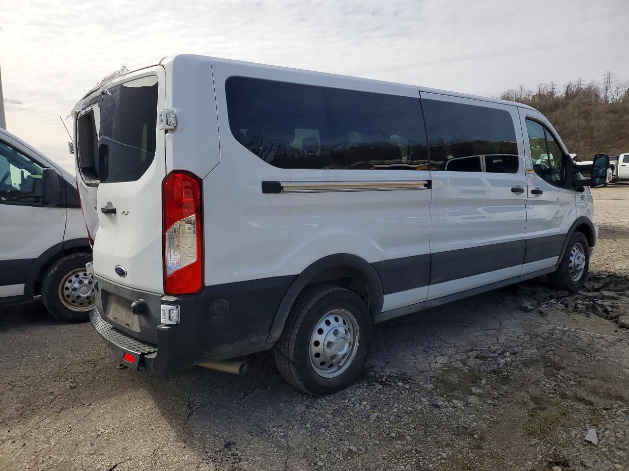 2024 Ford Transit T-350