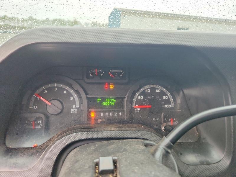 2013 Ford Econoline E250 van