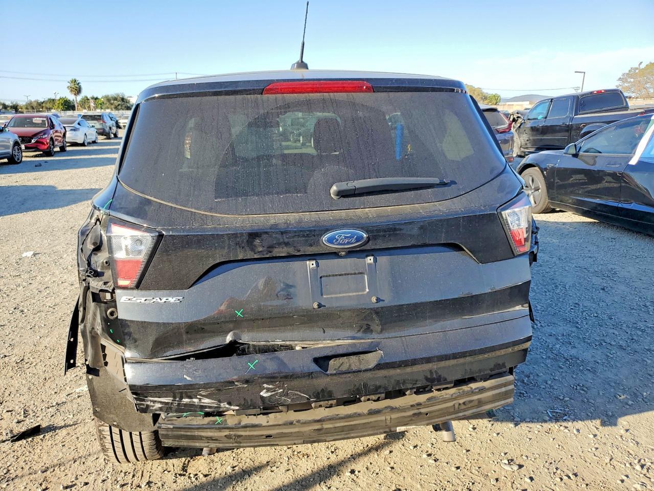 2018 Ford Escape s