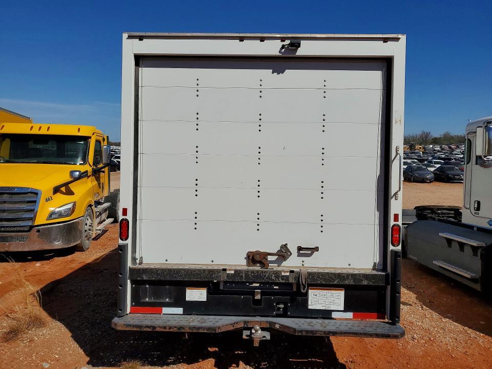2022 Ford E350 box Truck