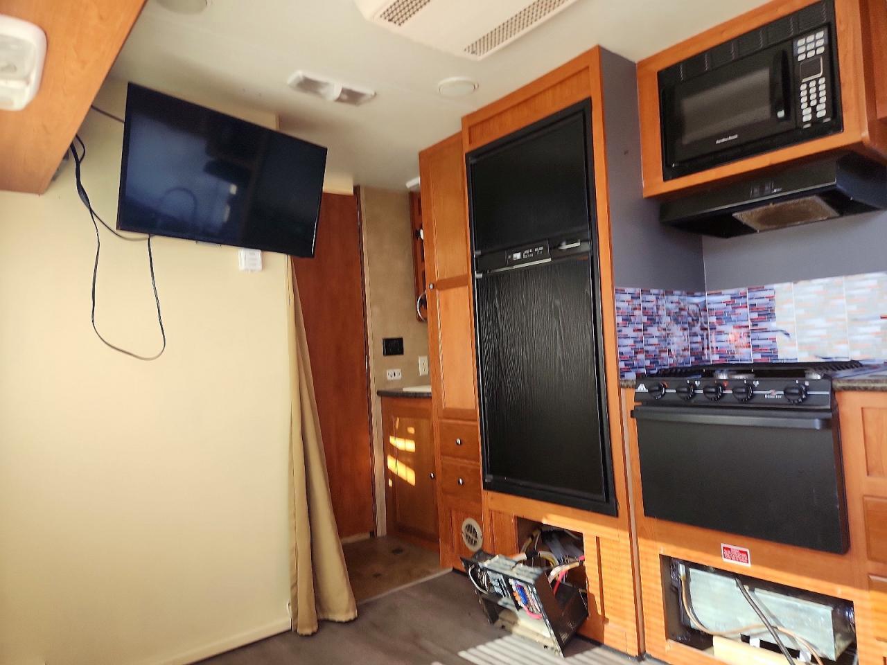 2012 R-Vision Silver Creek Camper
