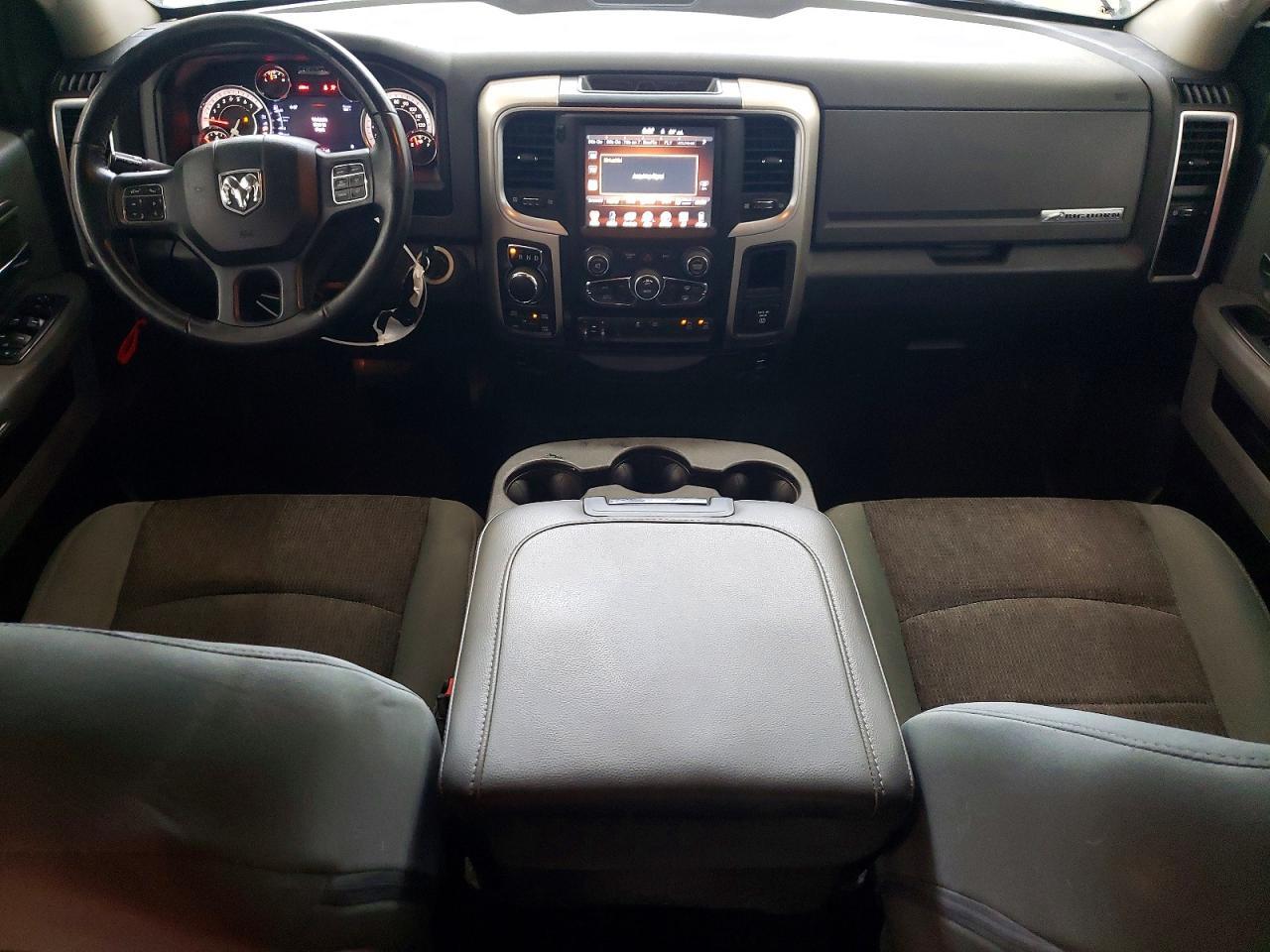 2017 Dodge RAM 1500 SLT