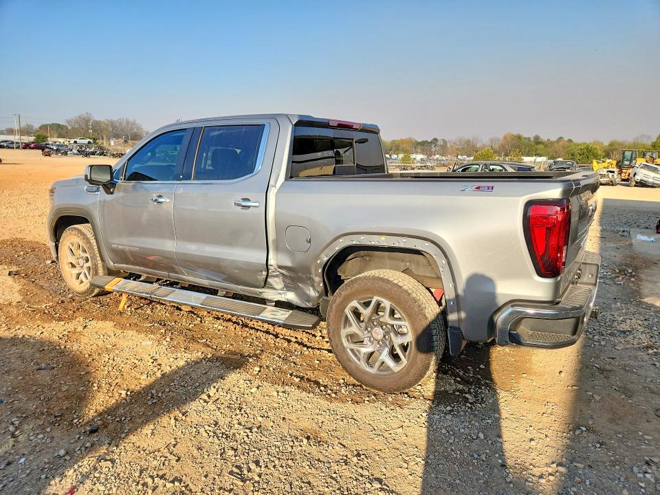 2025 GMC Sierra K1500 SLT