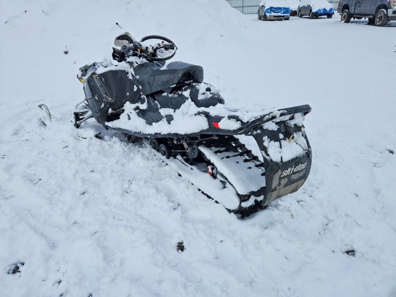 2019 Skidoo Renegade 900 ACE