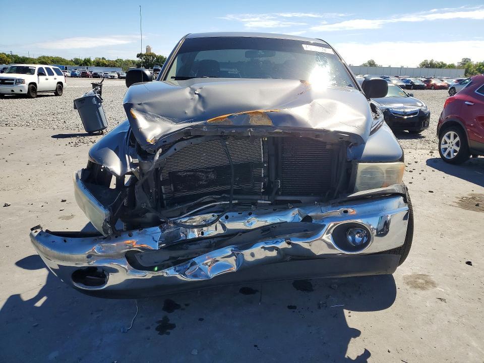 2004 Dodge RAM 1500 ST