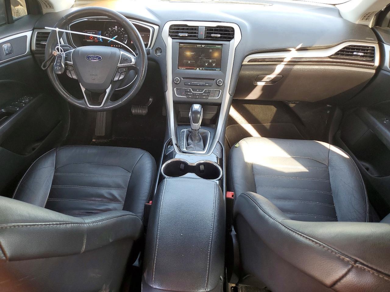 2016 Ford Fusion se Phev