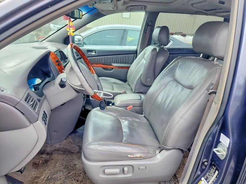 2007 Toyota Sienna xle Limited 7-passenger