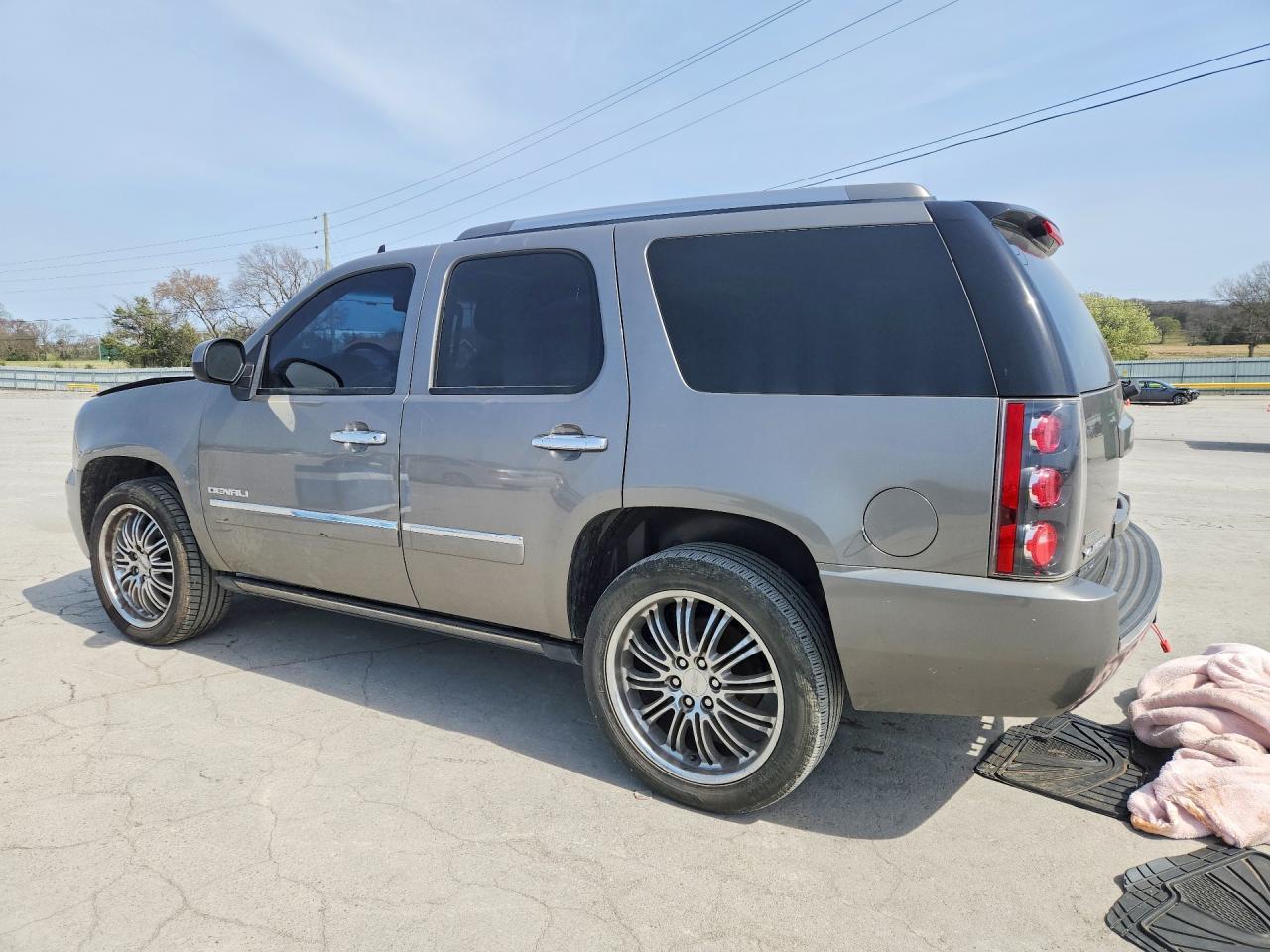 2012 GMC Yukon Denali