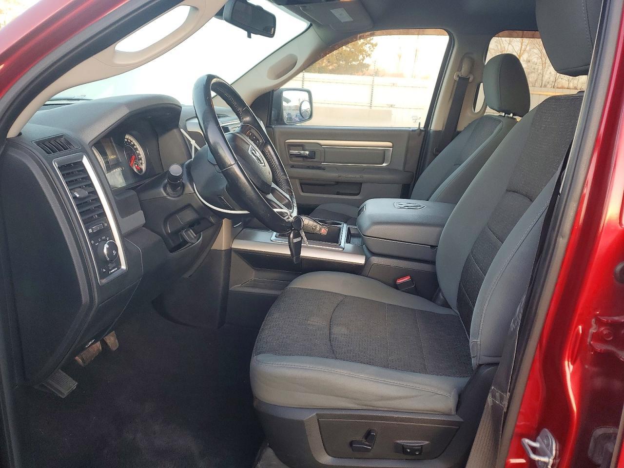 2014 Dodge RAM 1500 SLT