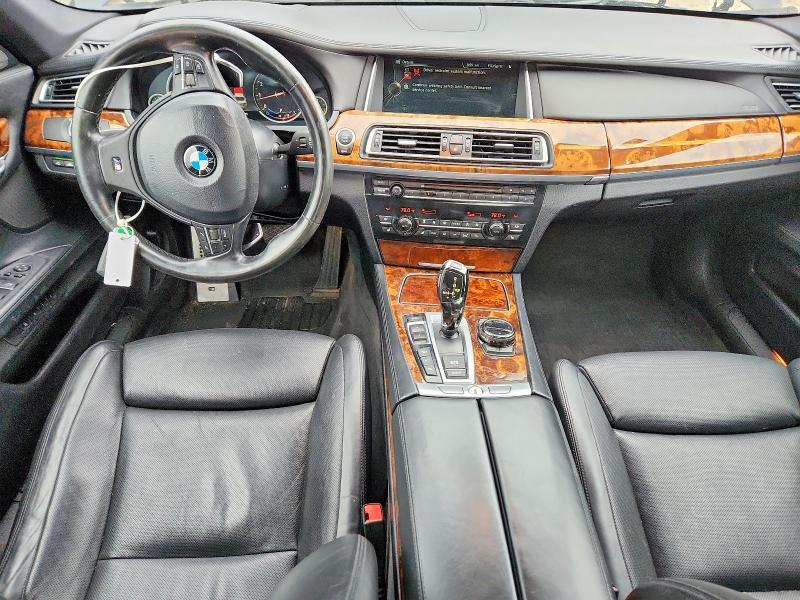 2014 BMW 750 xi