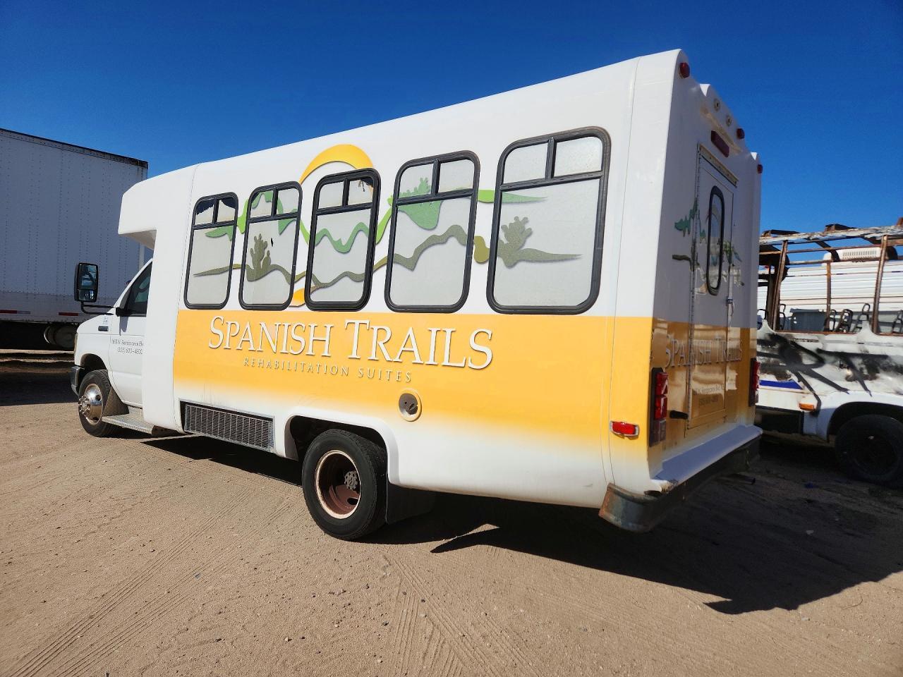 2010 Ford E350 Shuttle Bus