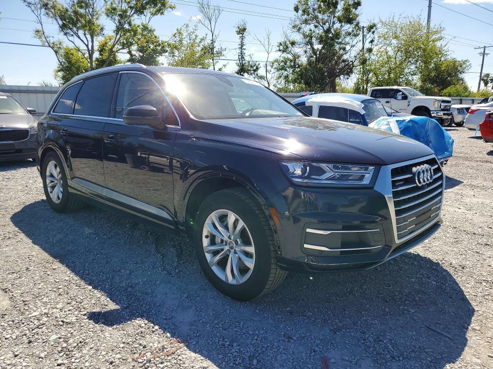 2017 Audi Q7 Premium Plus