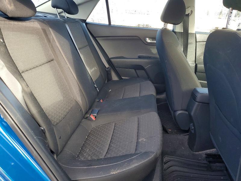2022 KIA Rio s
