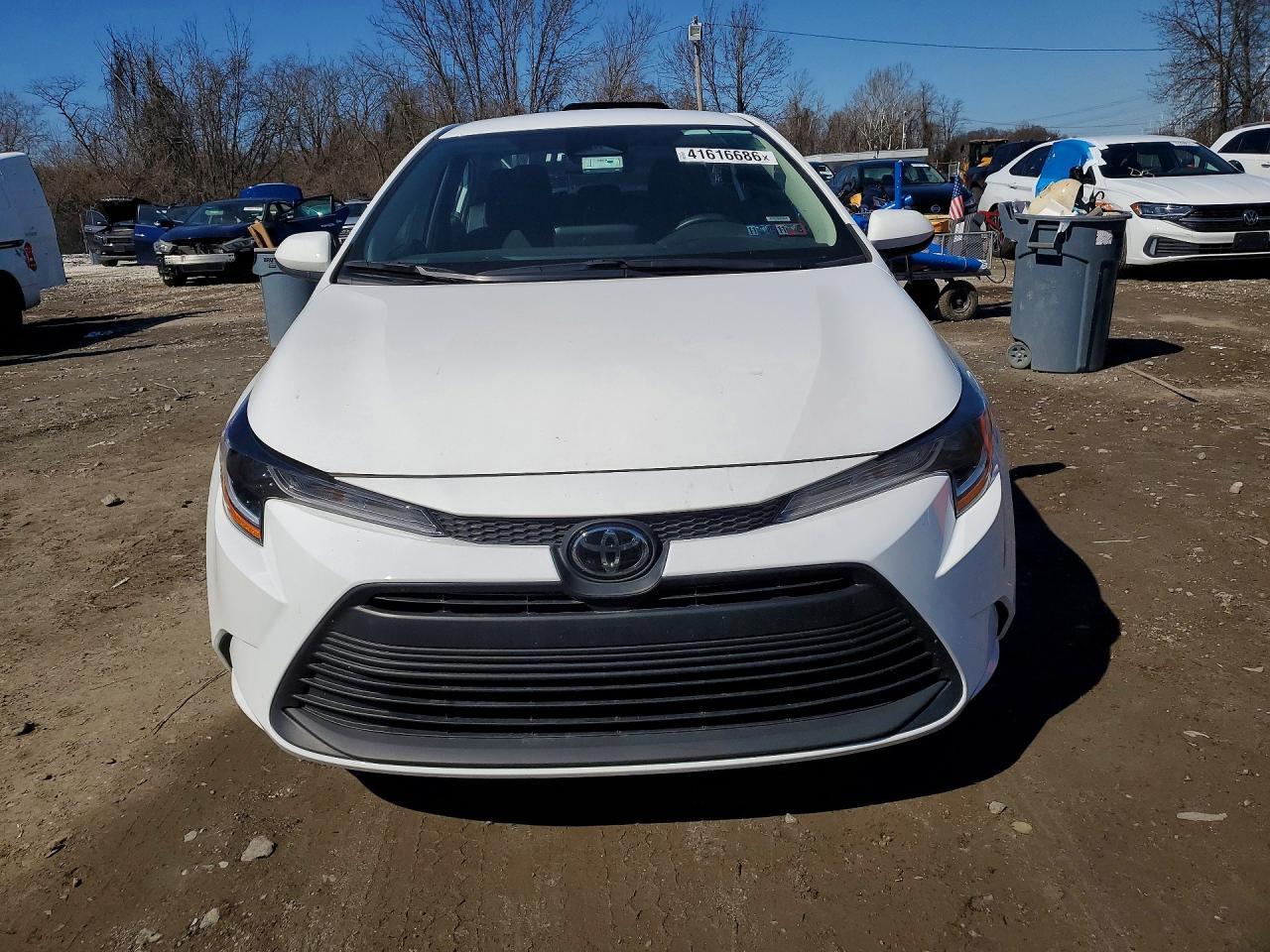 2025 Toyota Corolla le