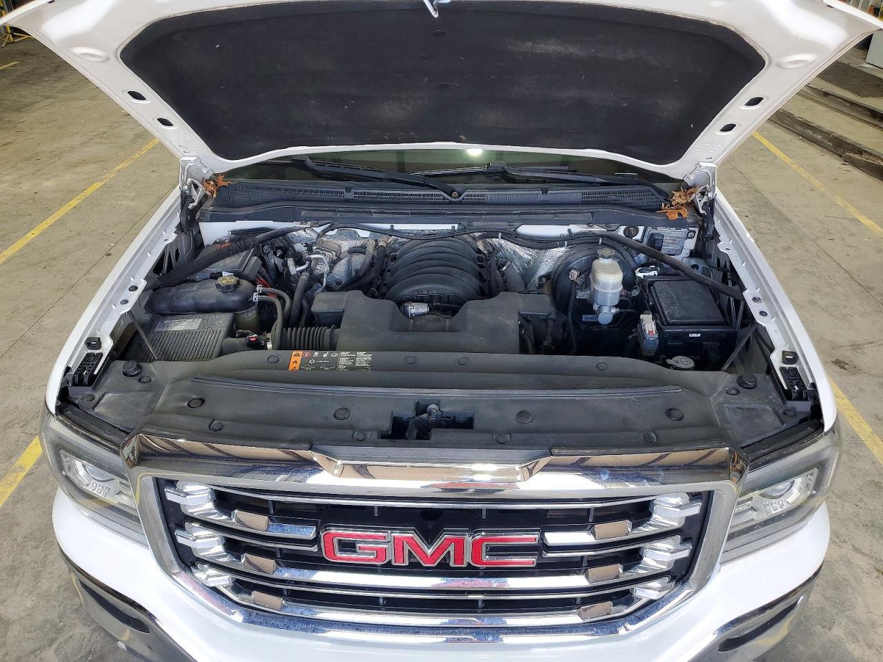 2018 GMC Sierra K1500 SLT