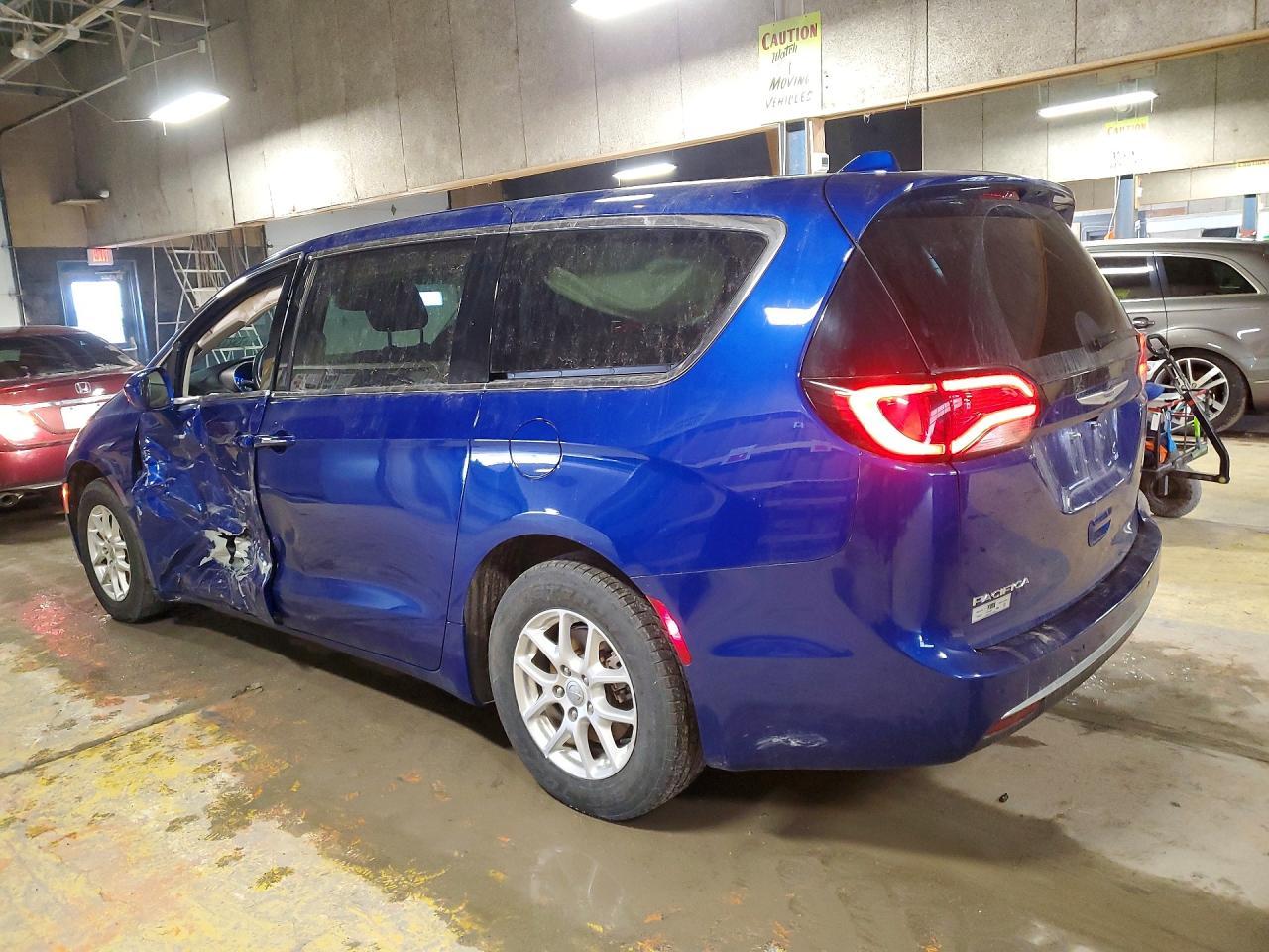 2020 Chrysler Pacifica Touring