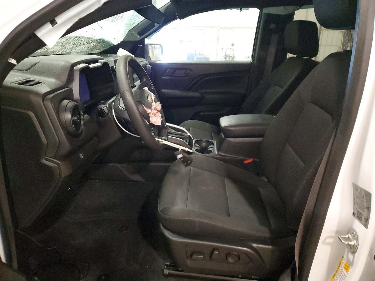 2024 Chev Colorado