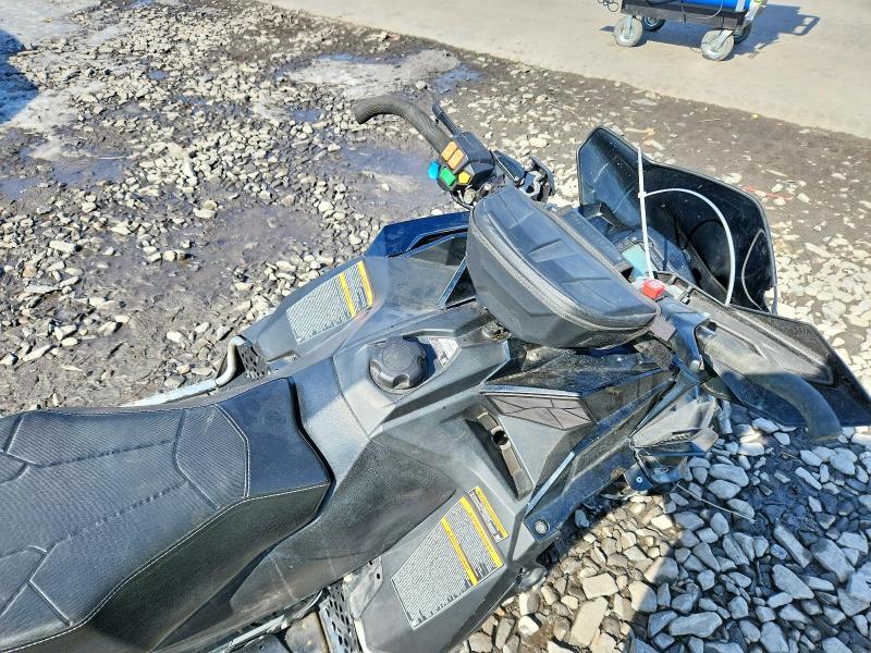 2019 Polaris Snowmobile Unknown