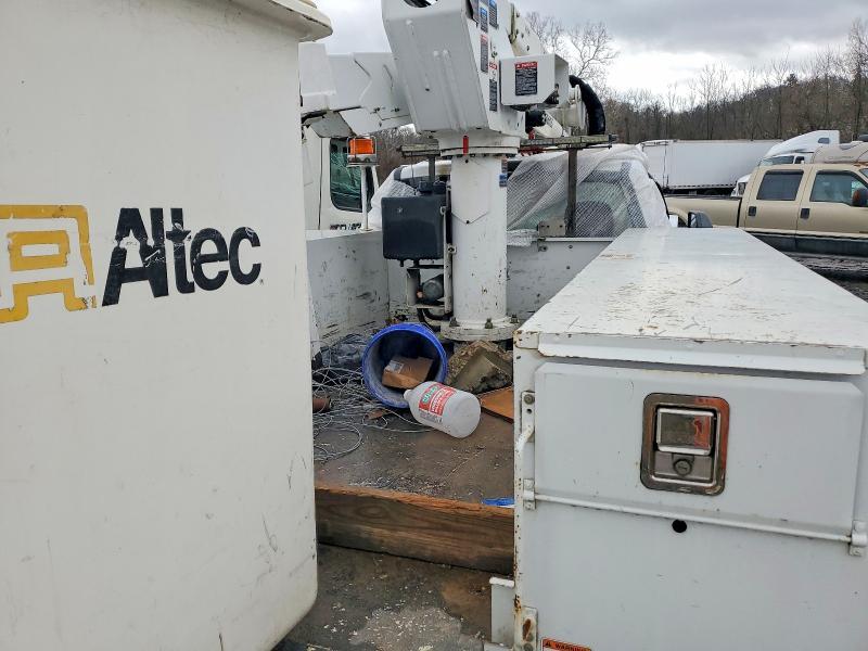 2017 Ford F550 Super Duty Bucket Truck