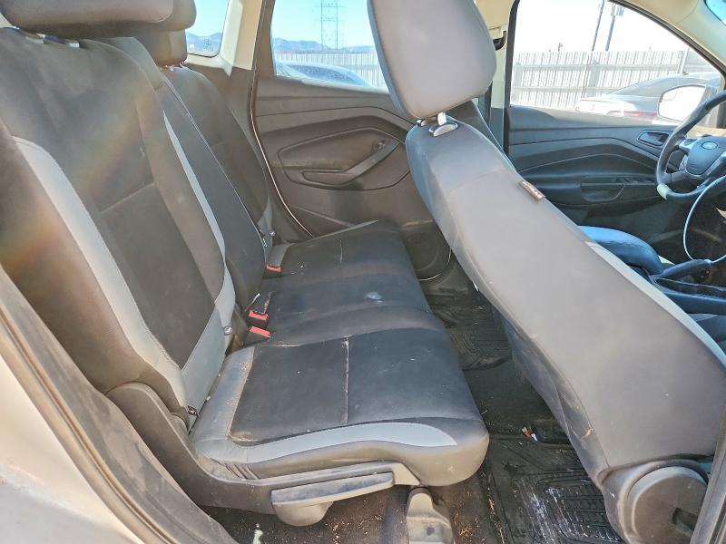 2016 Ford Escape s