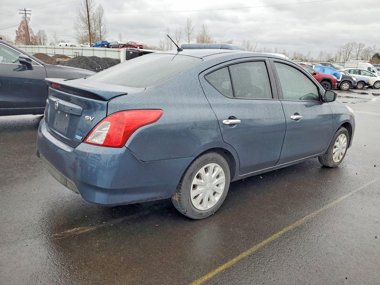 2016 Nissan Versa 1.6 sv