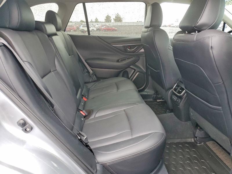 2022 Subaru Outback Limited xt