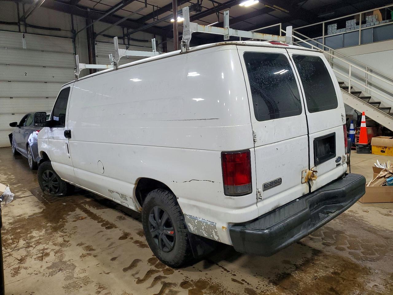 2008 Ford Econoline E250 van