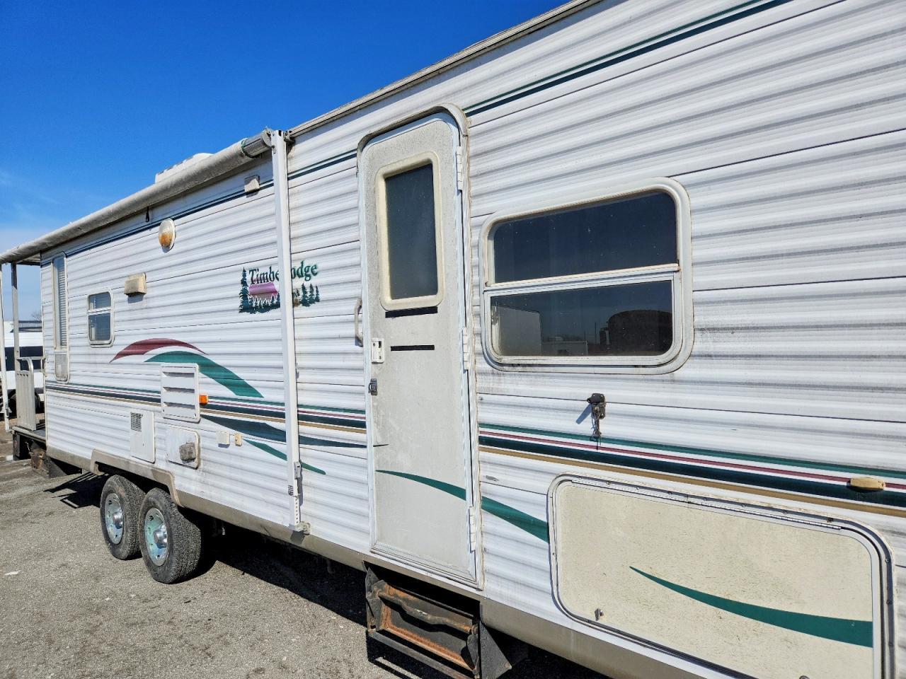 2004 Adventure 2004 Camper