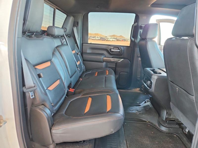 2023 GMC Sierra K2500 AT4